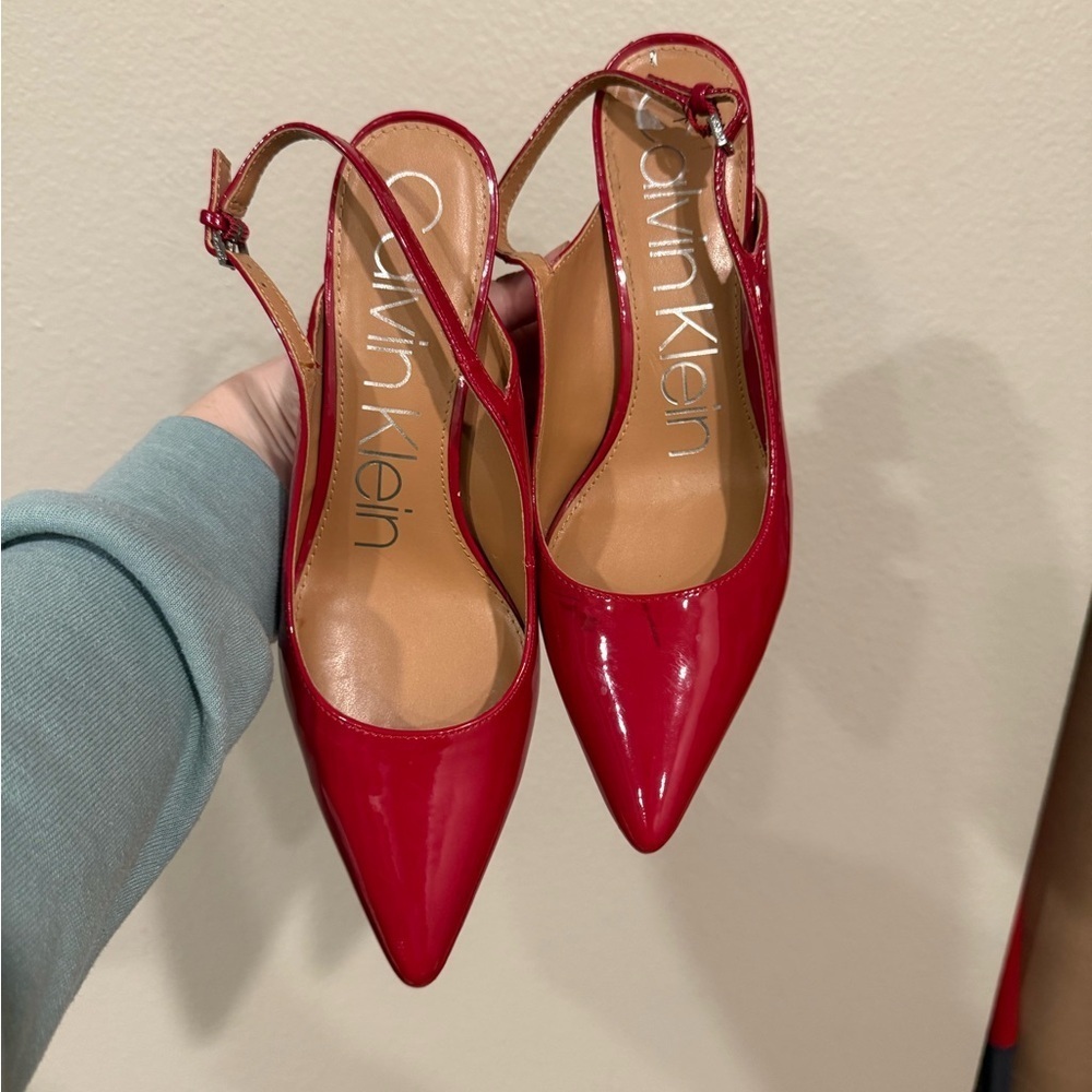 Calvin Klein Glossy Red Heels 7.5 - Picture 2 of 6